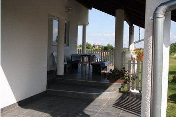 Croazia Privát Rakovica, Esterno